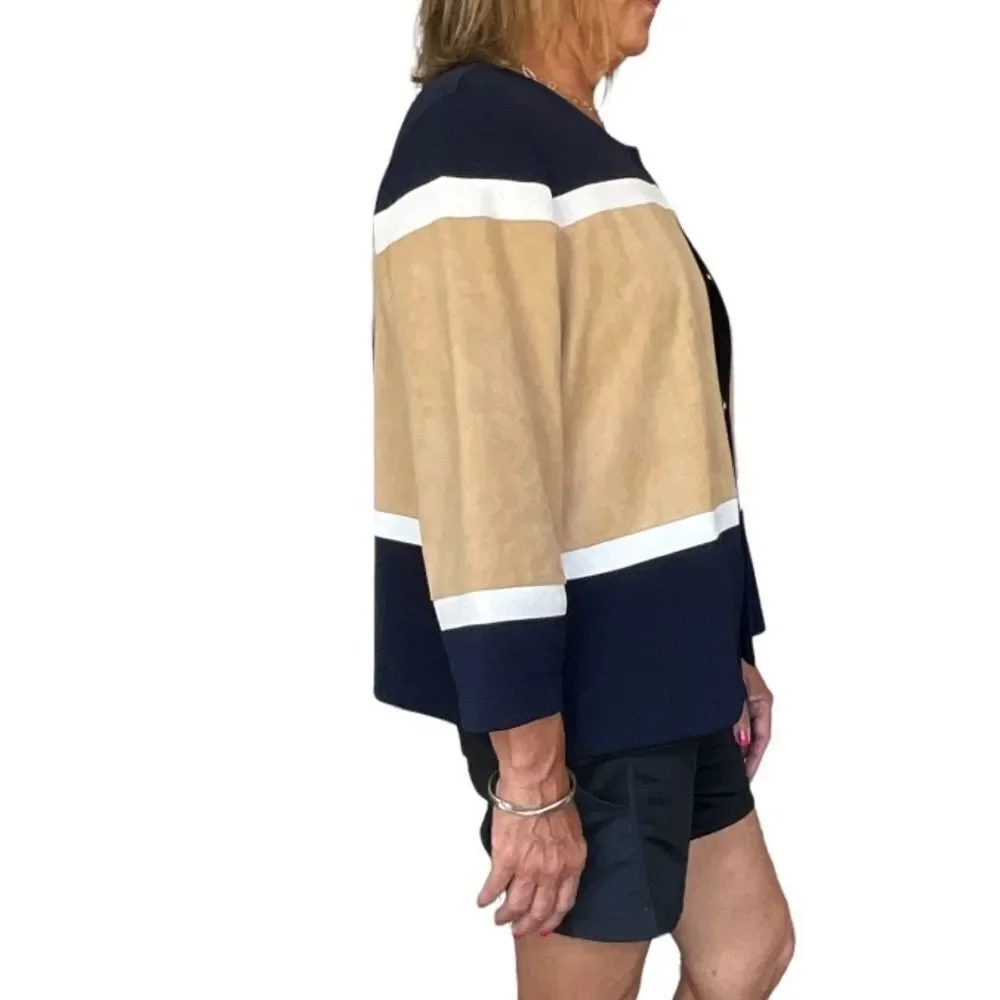 CHICO’S TRAVELERS CROP JACKET‎